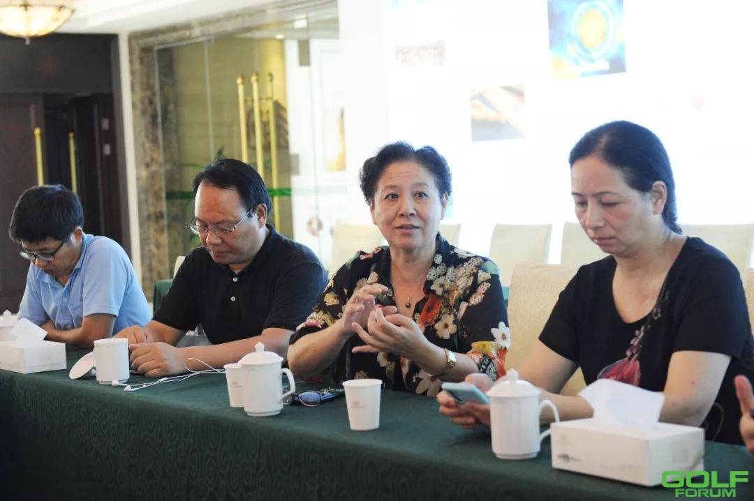 湖南省针灸学会专家考察团参访凯歌体育健康城