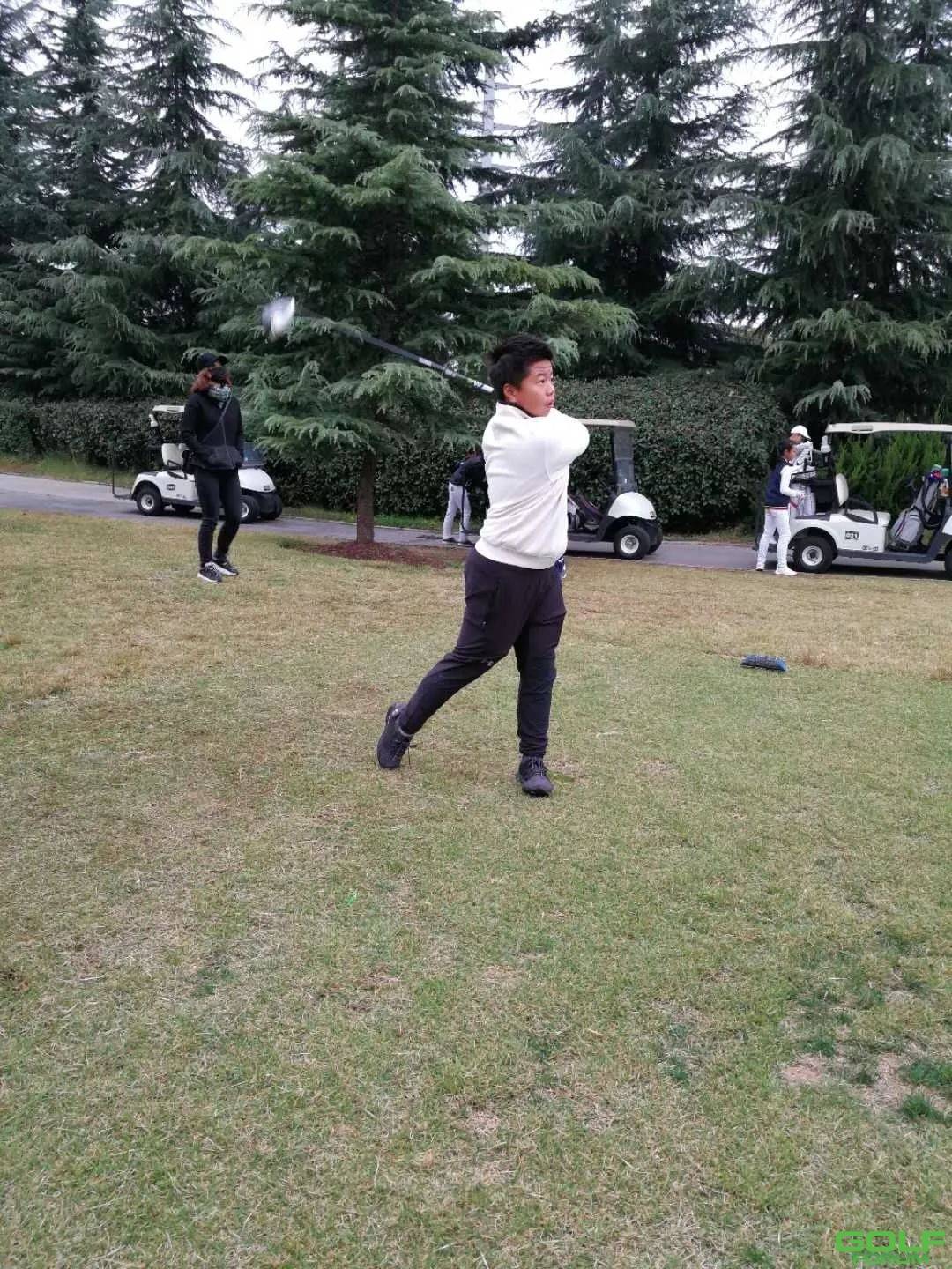 禧福祥6年西凤秦岭国际高尔夫青少年队训练掠影
