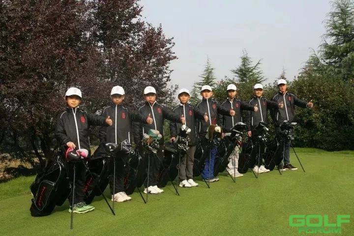 恭贺陕西首支青少年高尔夫球队正式成立