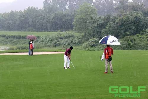 梅雨季节，高尔夫也不能停！！！