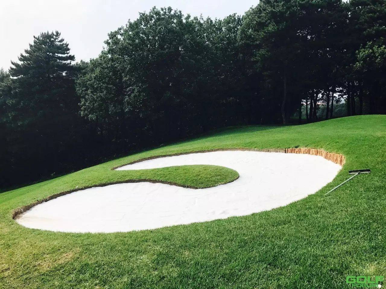盛京高尔夫球会改造之十一道沙坑建造