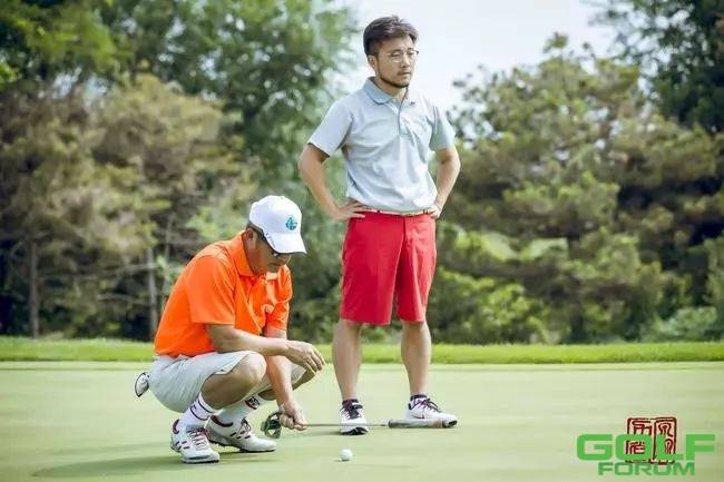 一场球局一次对话中国首届高尔夫父子挑战赛收杆