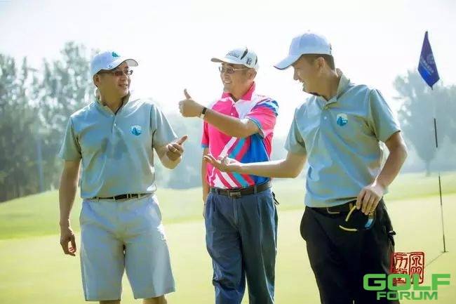 一场球局一次对话中国首届高尔夫父子挑战赛收杆