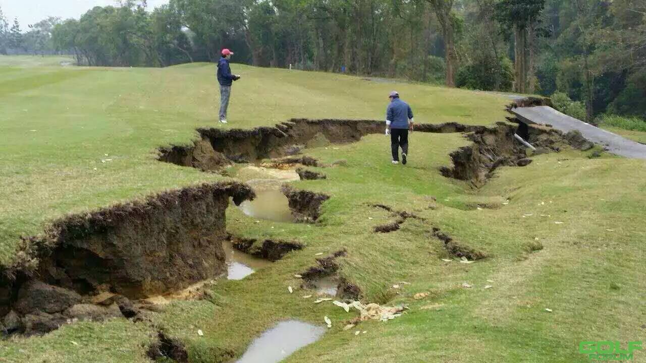 「挺住！」台湾6.7级地震，高尔夫球场也被震裂！
