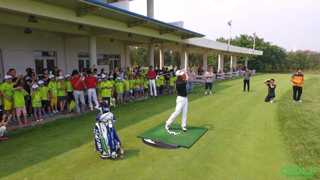 中国高尔夫球协会指定夏令营培训机构开班了