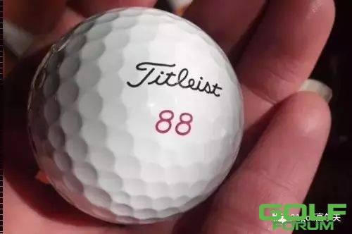 高尔夫球上的数字是什么意思？