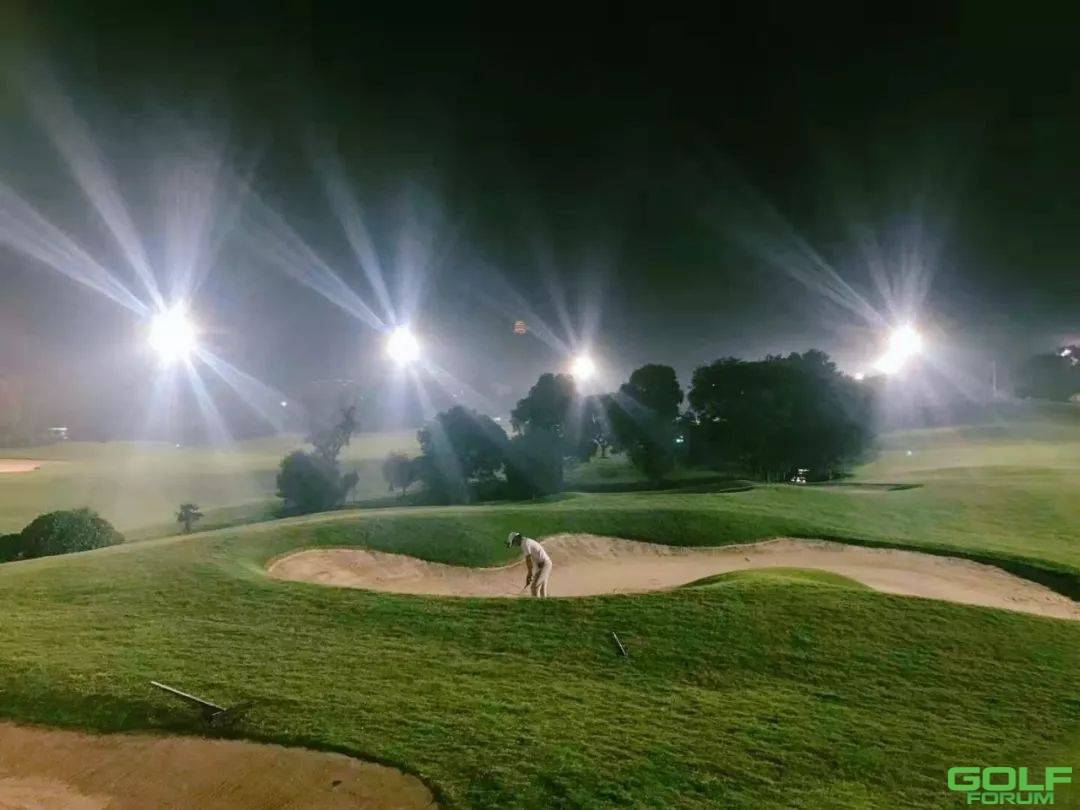 湖州温泉高尔夫球场8月1日起，灯光为您绽放！