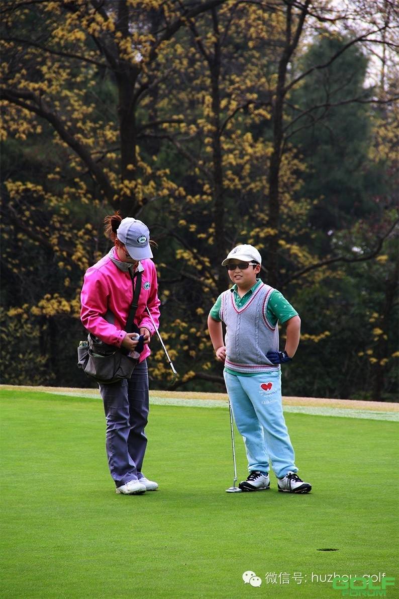 ✨上海财经队比赛在湖州温泉高尔夫开杆