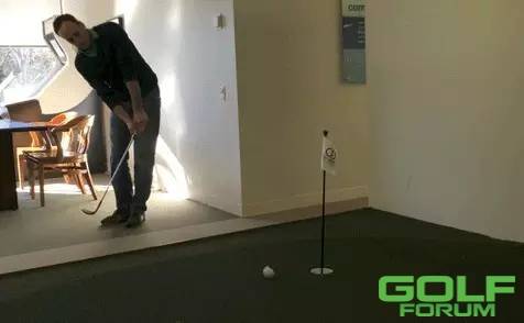 颠覆丨办公室高尔夫切球新玩法！