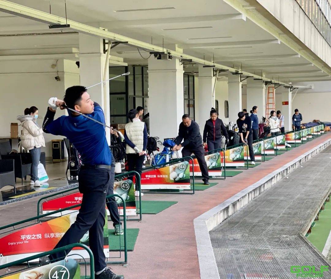 重庆市青少年高尔夫球队集训圆满结束！