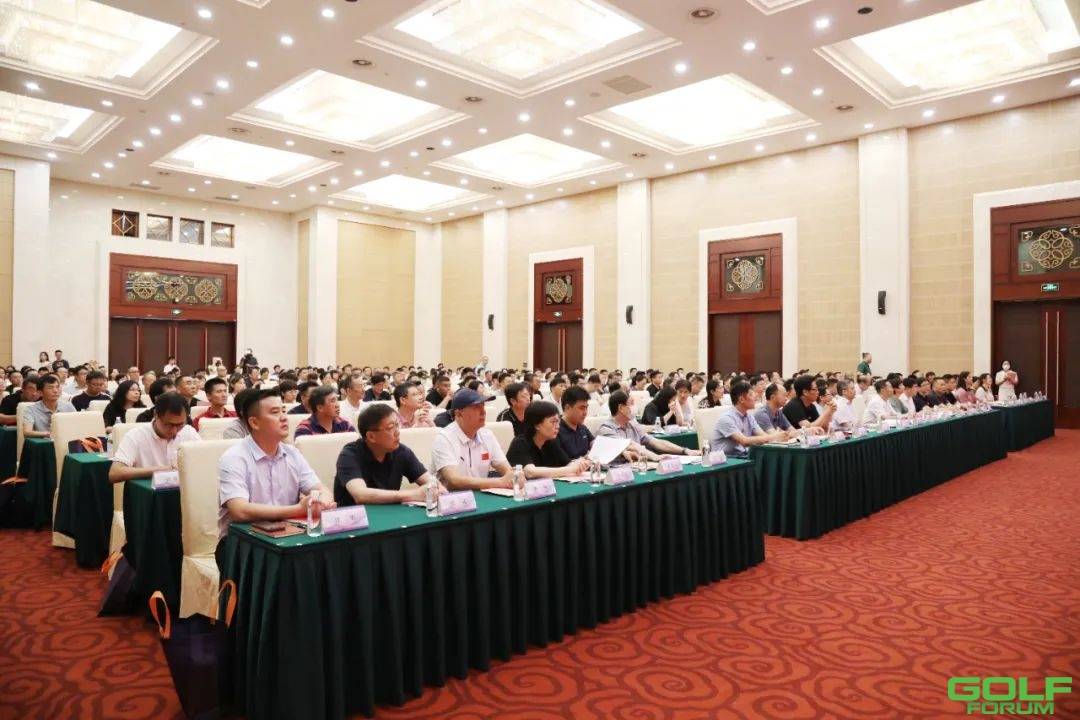 江苏省体育总会第七次会员代表大会在南京召开