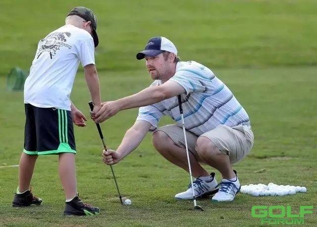 如何让自己的孩子爱上高尔夫？