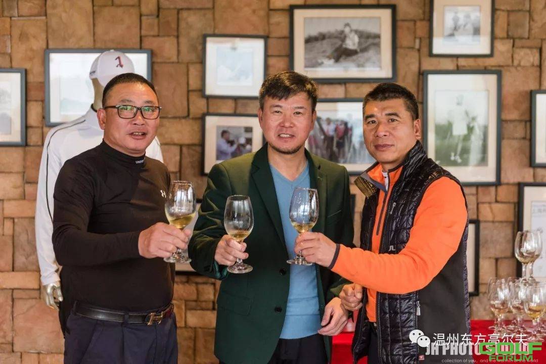 热烈祝贺蒋海波先生夺得2018温州东方年度球王！