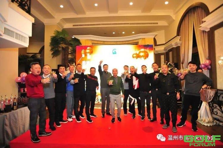 演绎风雨无阻的高球精神--香港温州工商会球队举行二周年庆 ...