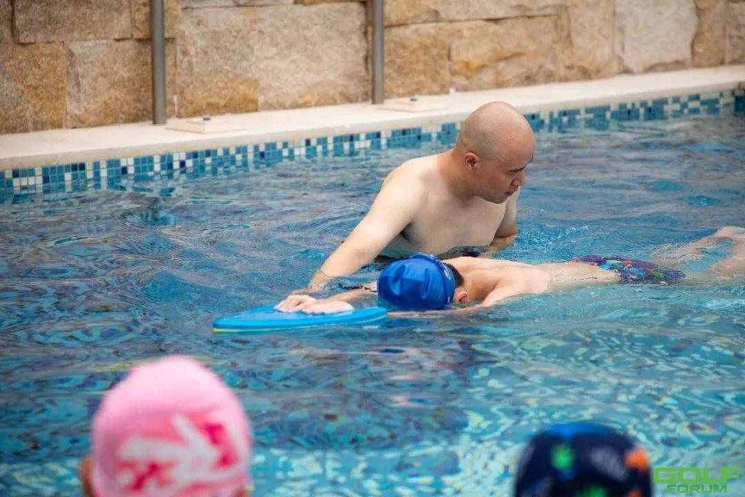 天马乡村俱乐部2021暑期游泳班，招生火热进行中！