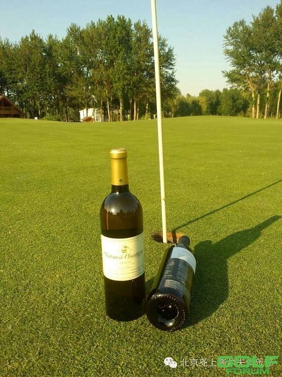 红酒—高尔夫运动的最佳伴侣