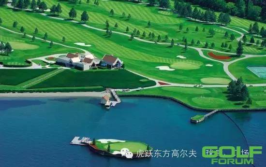 镜头实拍全球唯一能漂浮水中的高尔夫球场