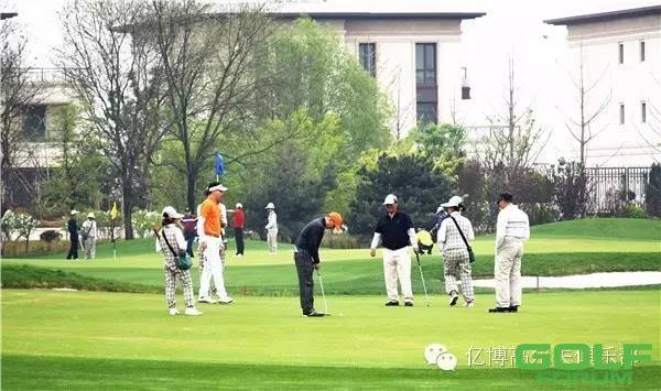 热烈庆祝亿博高尔夫VIP邀请赛*京辉球场，第一场圆满收杆！ ...