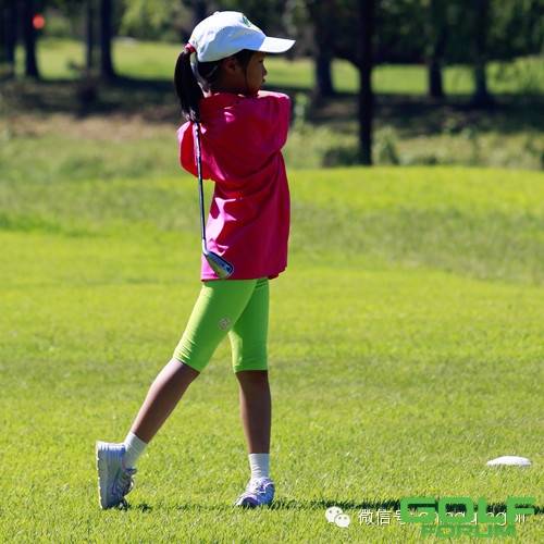 高尔夫从孩子抓起学好高尔夫必备条件