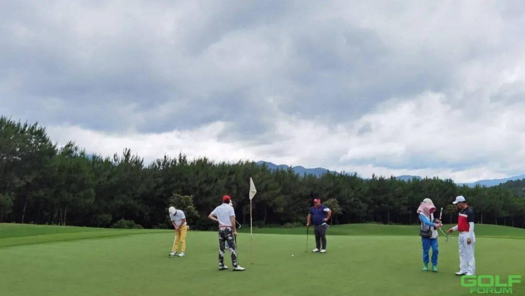 泉州总裁高尔夫学院武夷山联谊赛圆满收杆
