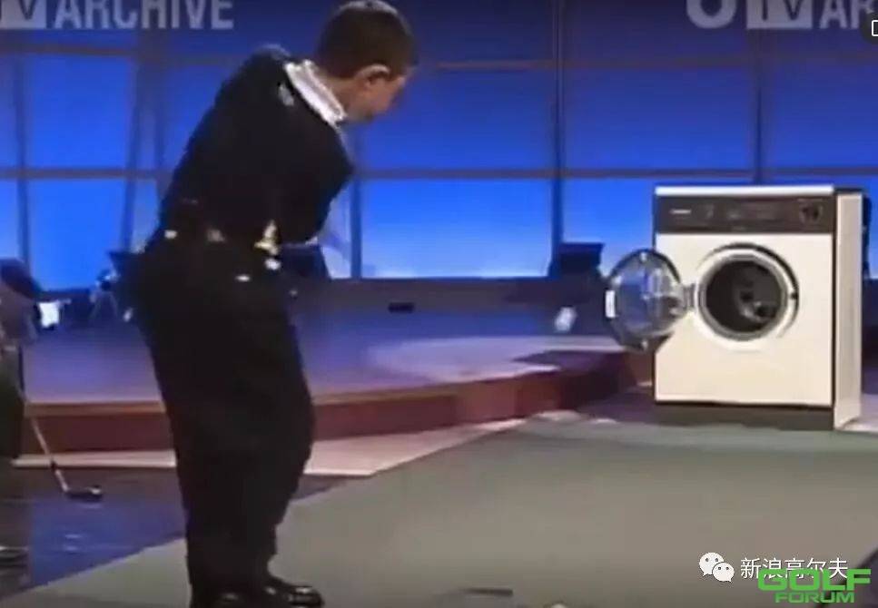 刚刚，麦克罗伊的胸前为何有一台洗衣机？