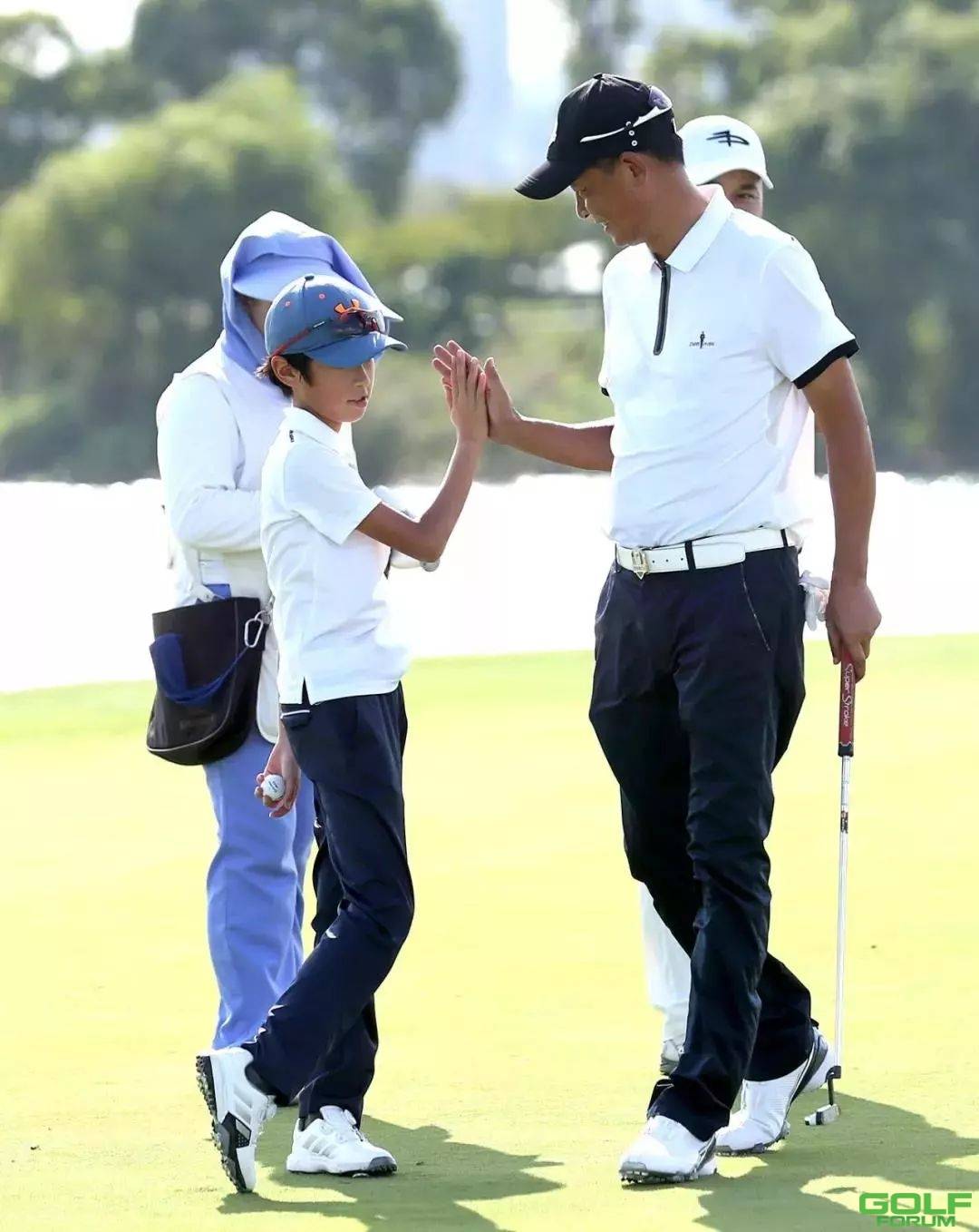 王志文渴望陪儿子打高尔夫，并称儿子豪言要“干掉”自己！ ...