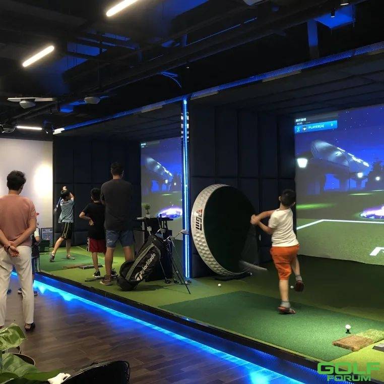 高球PLUS引入火爆京城的高尔夫模拟器，有限空间创造无限的想象！ ...