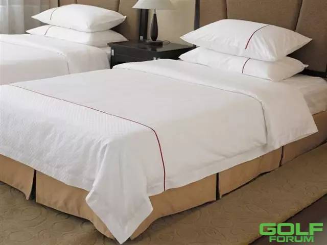 酒店里为什么总放四个枕头