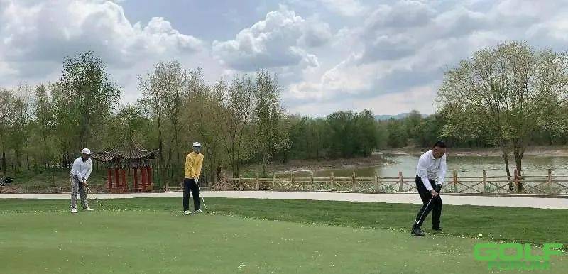 新疆高协高尔夫球队首届开杆友谊赛圆满收官！