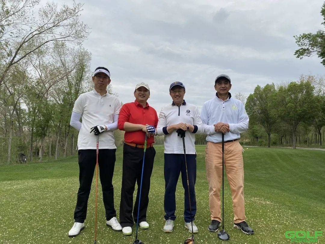 新疆高协高尔夫球队首届开杆友谊赛圆满收官！