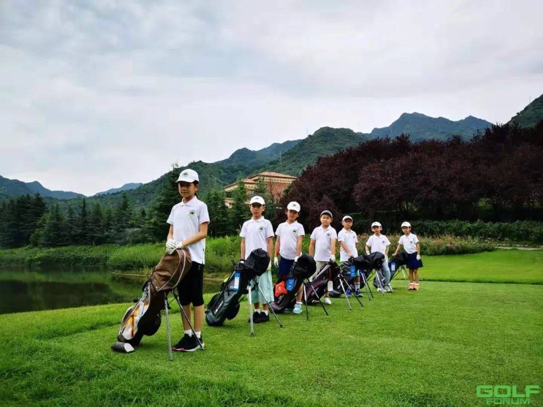西安秦岭国际高尔夫俱乐部——青少年高尔夫兴趣班